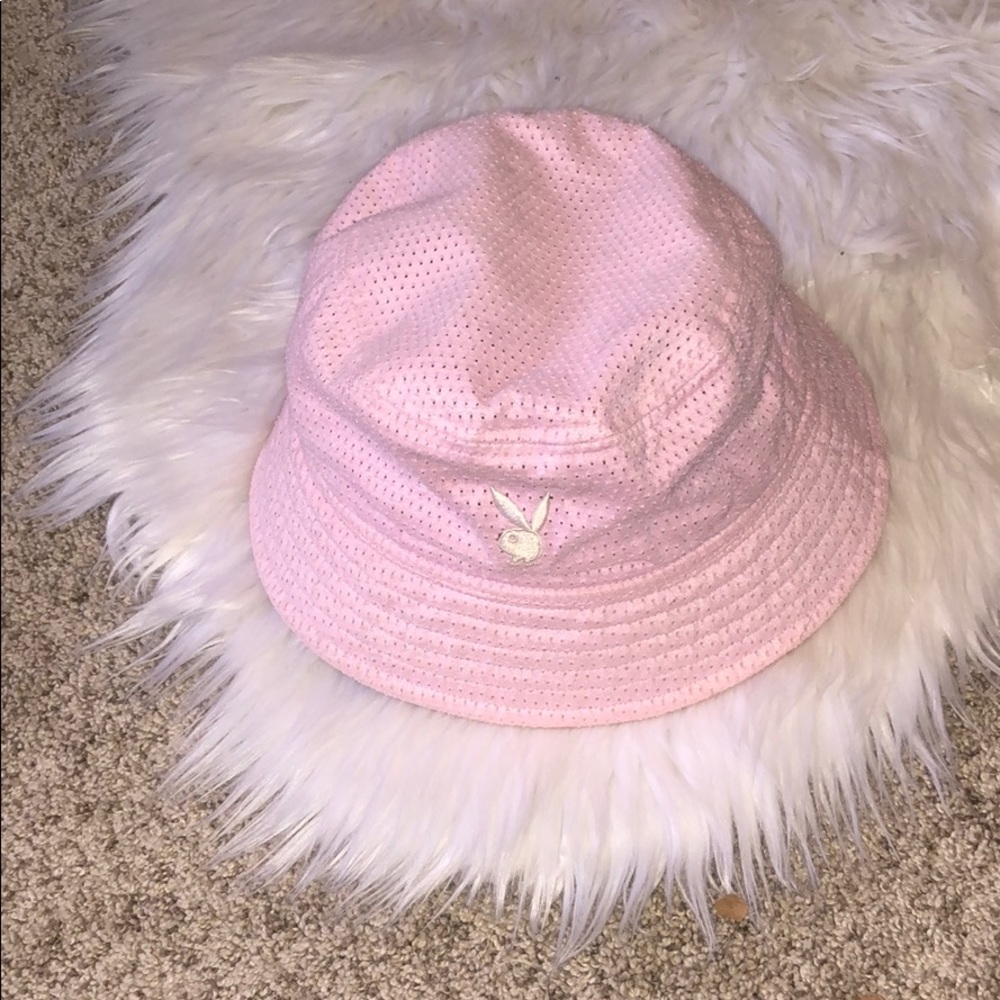 PINK PLAYBOY BUCKET HAT